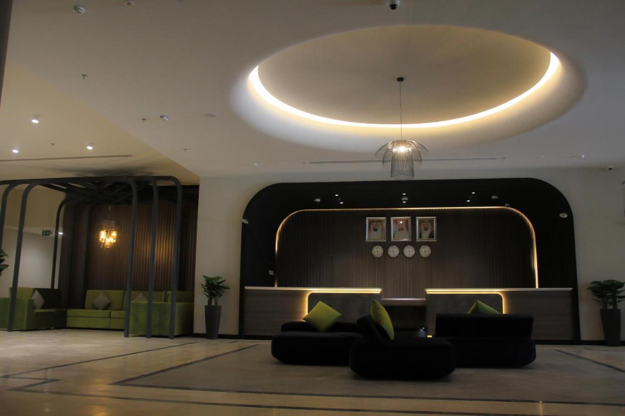 Hotel Holiday International Sharjah Luaran gambar